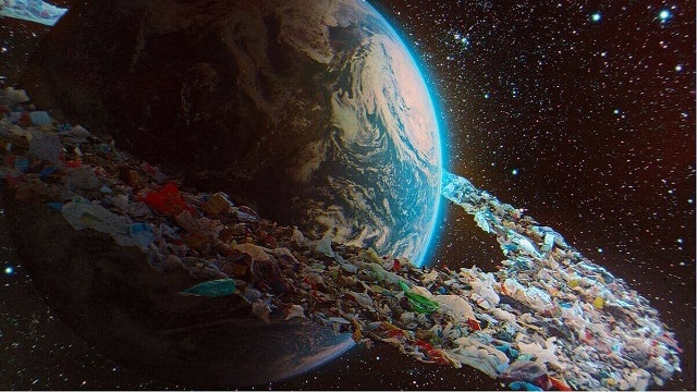 Mountains of space junk could carry us to Mars